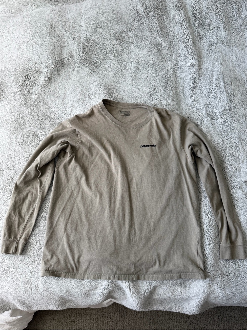 Men’s Patagonia long sleeve t shirt tee size large L mens